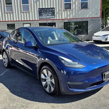 2022 Tesla Model Y Long Range Sport Utility 4D