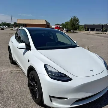 2022 Tesla Model Y Long Range Sport Utility 4D