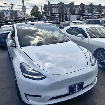 2022 Tesla Model Y Long Range Sport Utility 4D