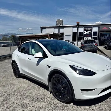 2022 Tesla Model Y Long Range AWD