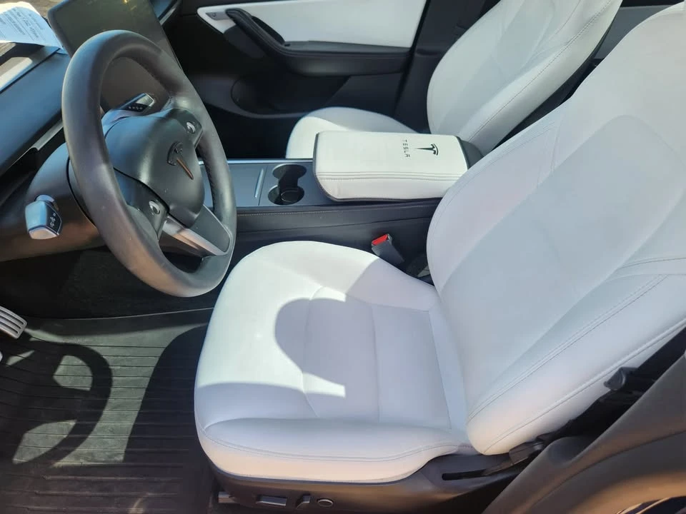 2022 Tesla Model Y Performance - Image 11 of 20
