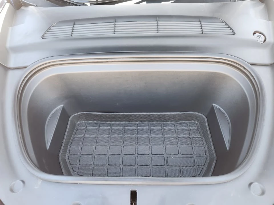 2022 Tesla Model Y Performance - Image 8 of 20