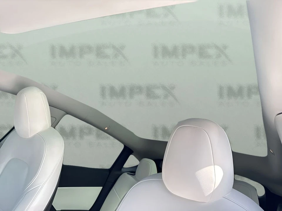 2022 Tesla Model Y Performance - Image 11 of 21