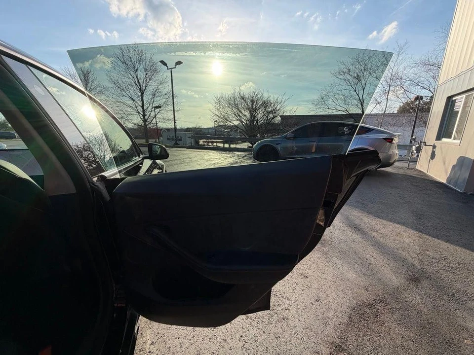 2022 Tesla Model Y Performance - Image 13 of 16