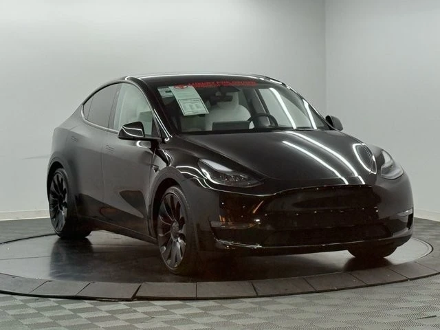 2022 Tesla Model Y Performance - Image 5 of 12