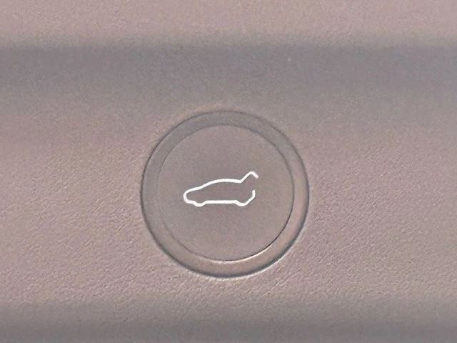2022 Tesla Model Y Performance - Image 12 of 12