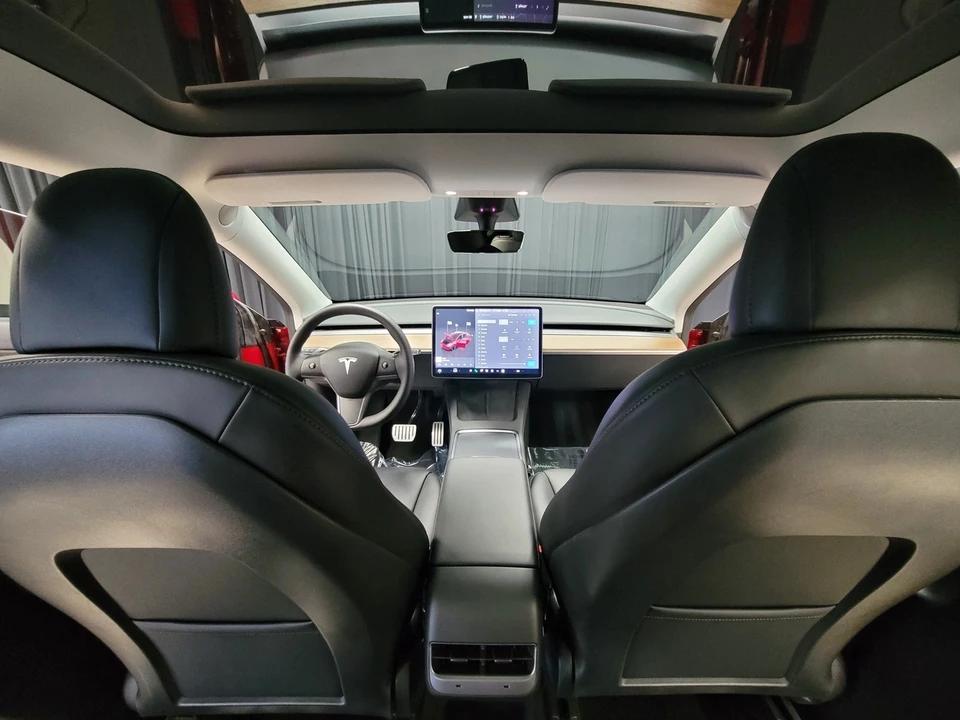 2022 Tesla Model Y Performance - Image 2 of 12