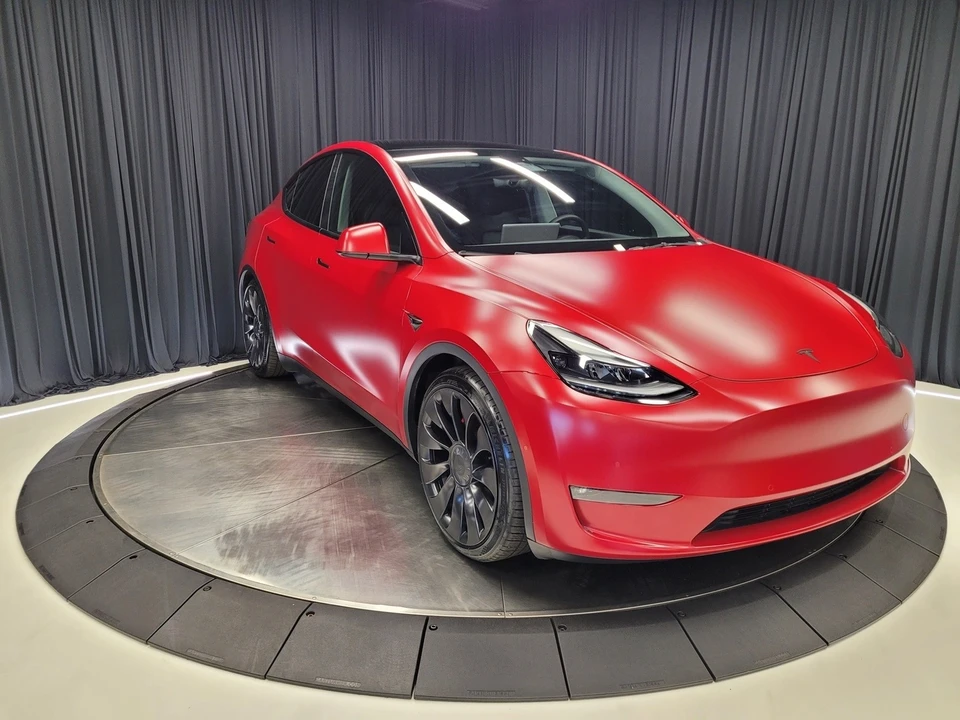 2022 Tesla Model Y Performance - Image 4 of 12