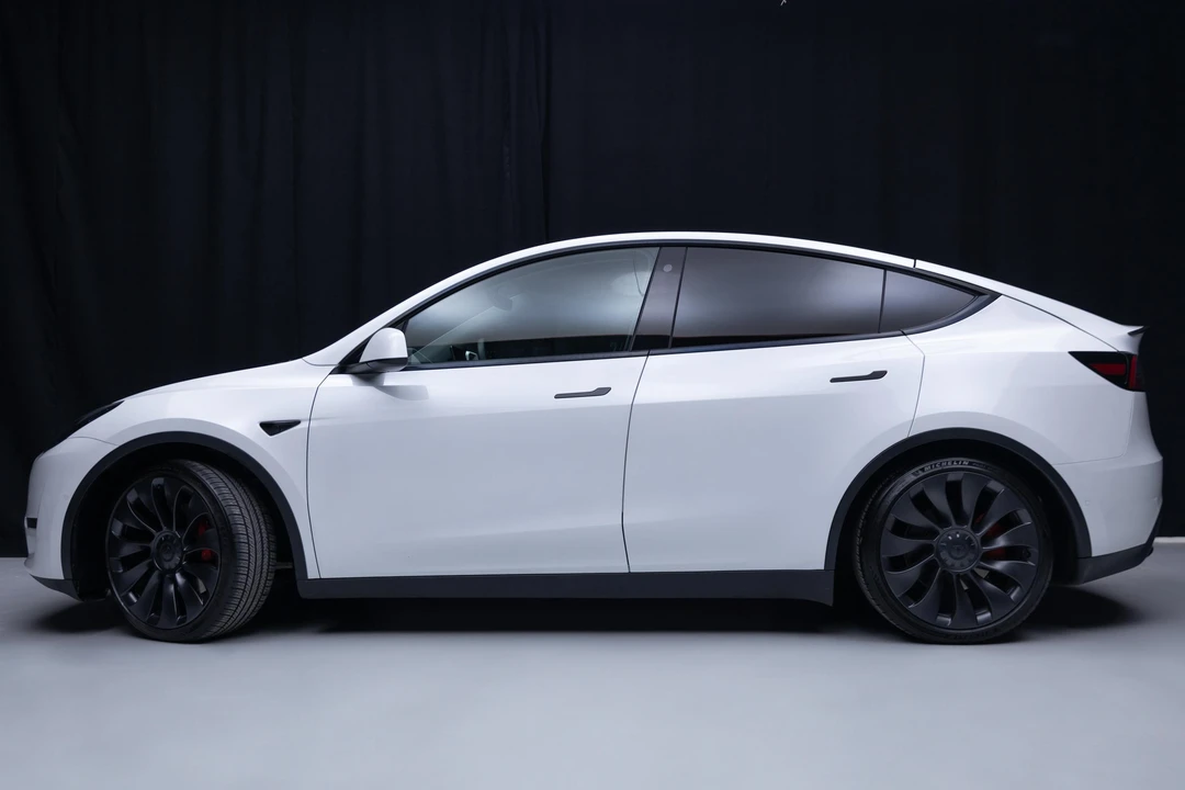 2022 Tesla Model Y Performance - Image 30 of 31