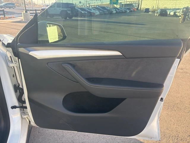 2022 Tesla Model Y Performance - Image 21 of 21