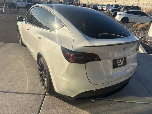 2022 Tesla Model Y Performance - Image 6 of 21