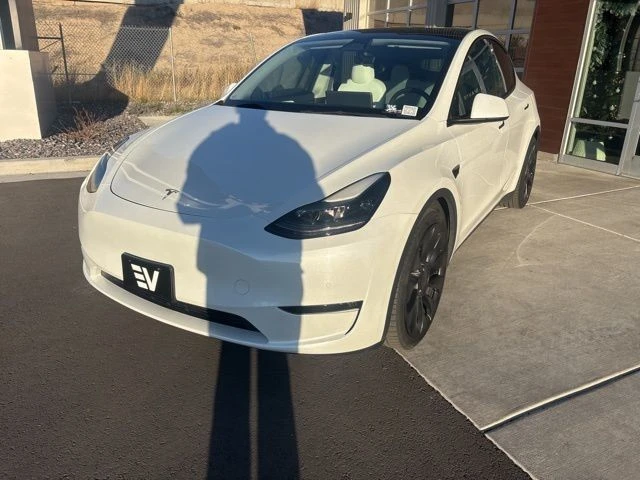 2022 Tesla Model Y Performance - Image 4 of 21