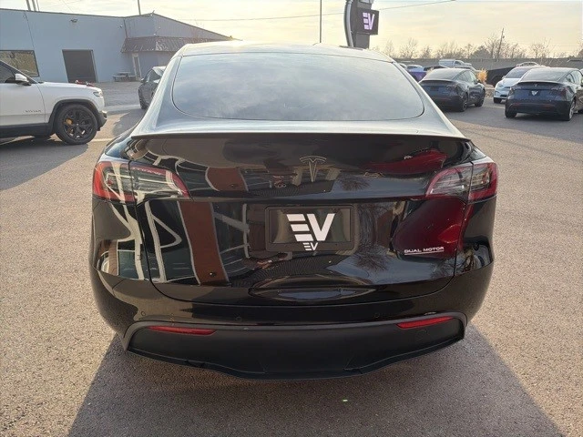 2022 Tesla Model Y Performance - Image 7 of 21