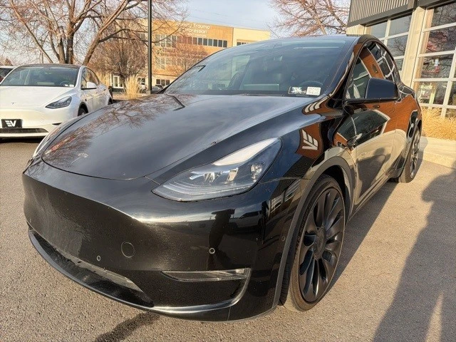 2022 Tesla Model Y Performance - Image 4 of 21