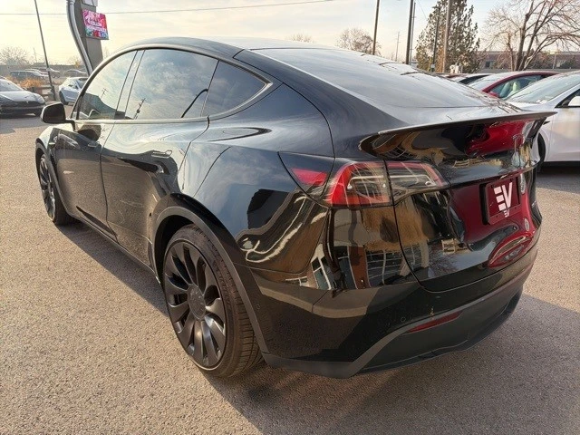 2022 Tesla Model Y Performance - Image 6 of 21