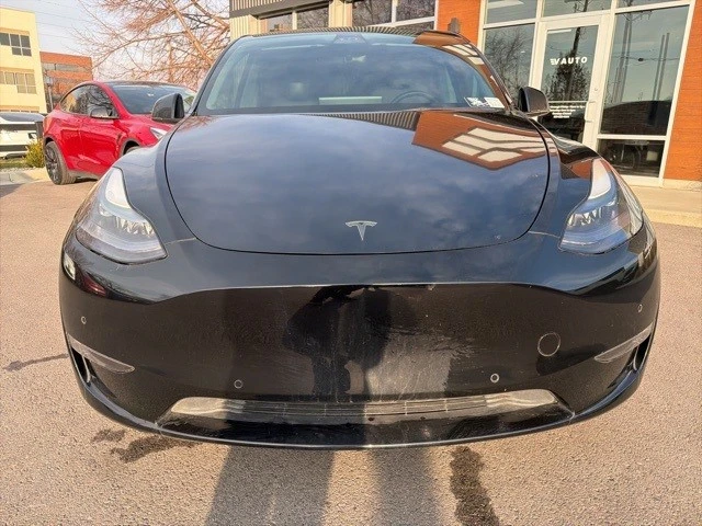 2022 Tesla Model Y Performance - Image 3 of 21