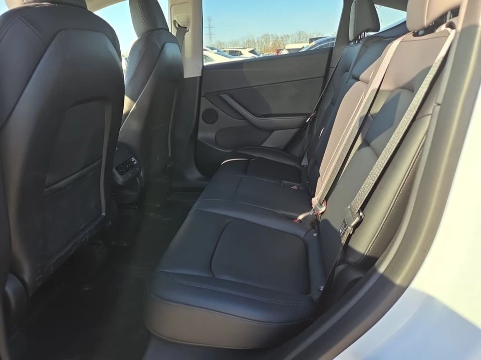 2022 Tesla Model Y Performance - Image 7 of 7