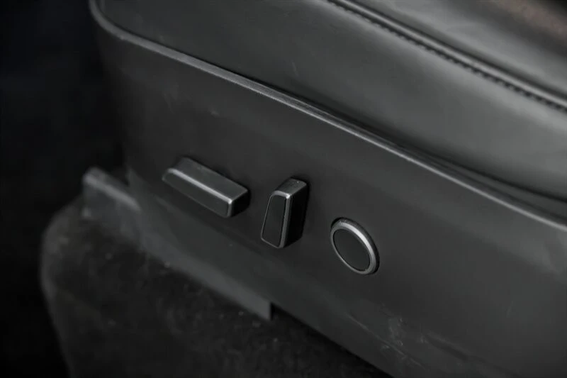 2022 Tesla Model Y Performance - Image 21 of 21
