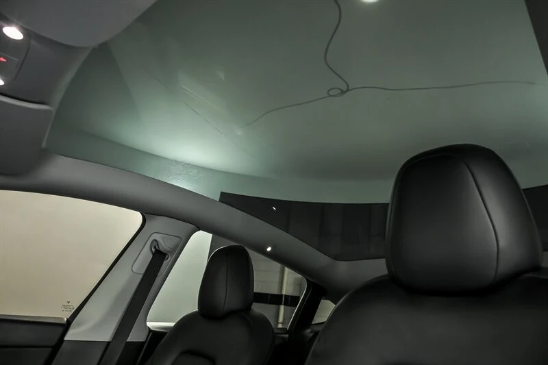 2022 Tesla Model Y Performance - Image 19 of 21