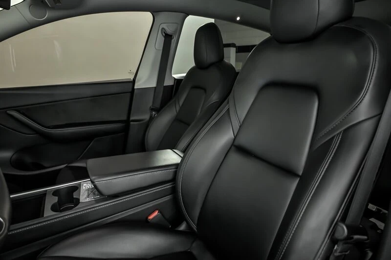 2022 Tesla Model Y Performance - Image 18 of 21