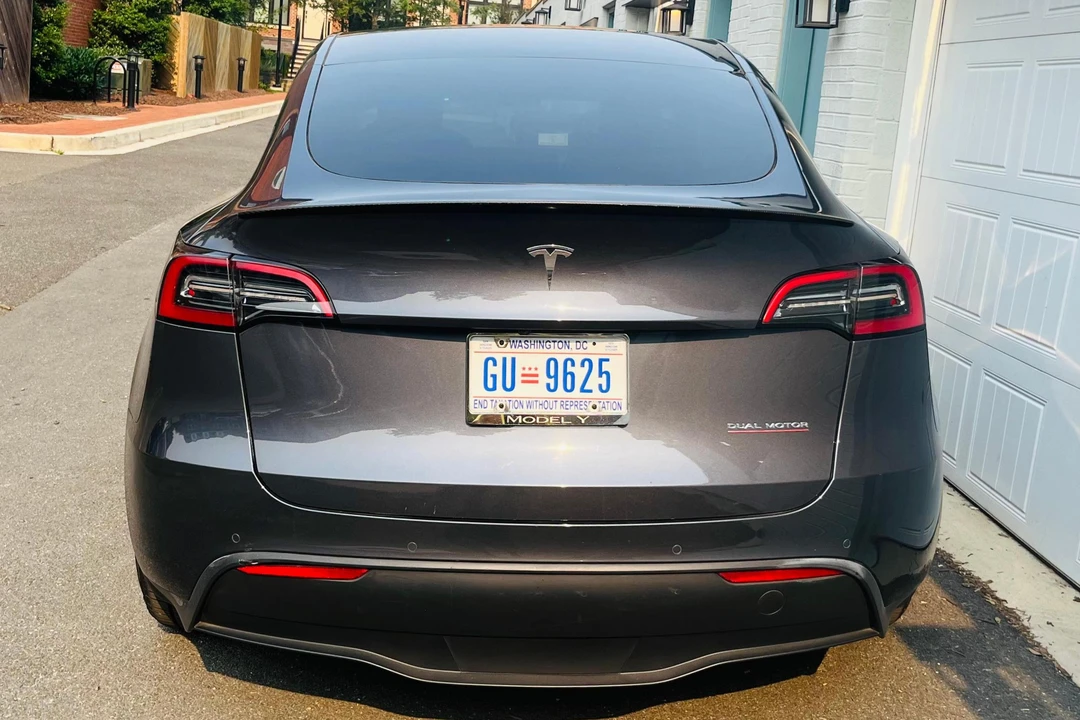 2022 Tesla Model Y Performance - Image 5 of 31