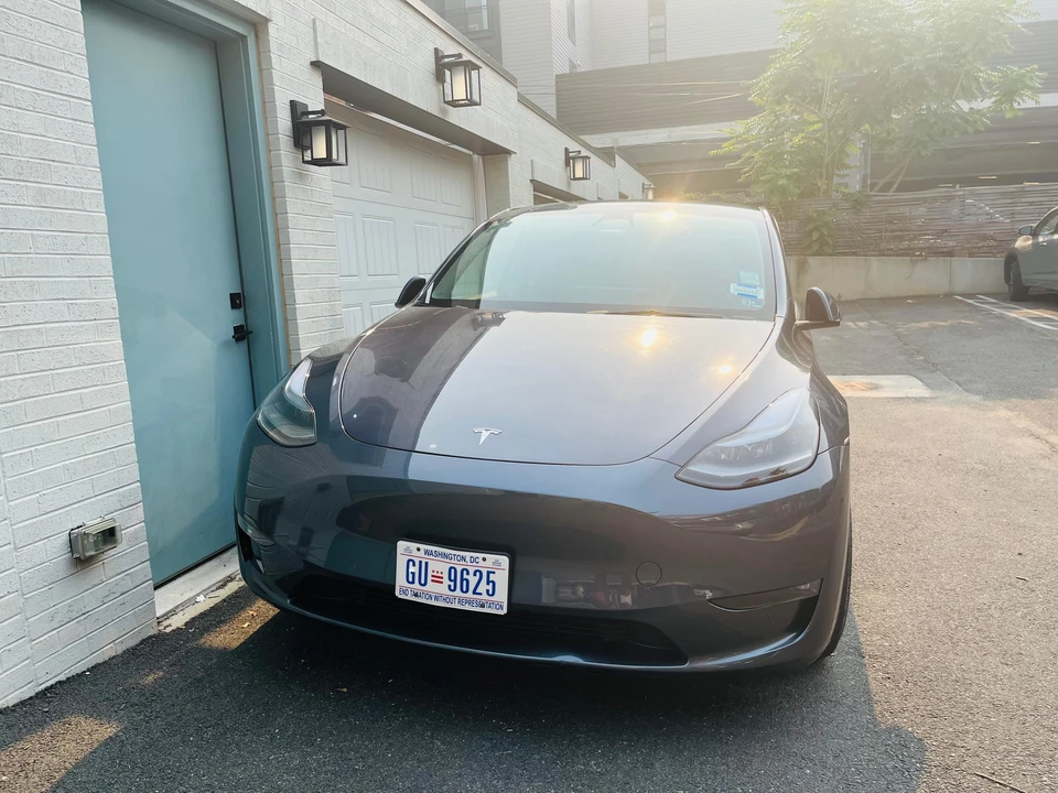 2022 Tesla Model Y Performance - Image 7 of 31