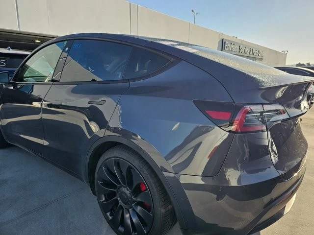 2022 Tesla Model Y Performance - Image 3 of 14