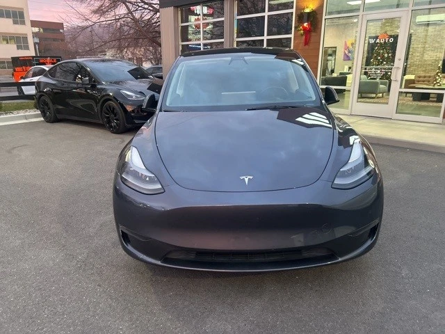 2022 Tesla Model Y Performance - Image 3 of 21