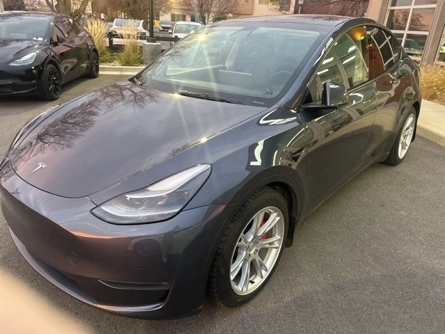 2022 Tesla Model Y Performance - Image 4 of 21