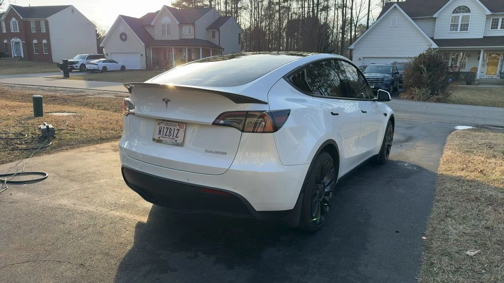 2022 Tesla Model Y Performance - Image 3 of 6