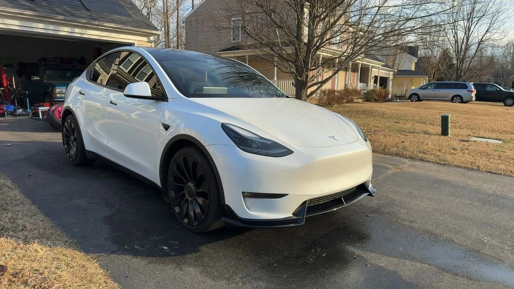 2022 Tesla Model Y Performance - Image 4 of 6