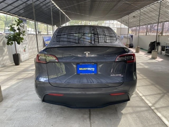 2022 Tesla Model Y Performance - Image 10 of 21