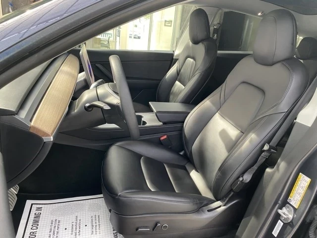 2022 Tesla Model Y Performance - Image 20 of 21