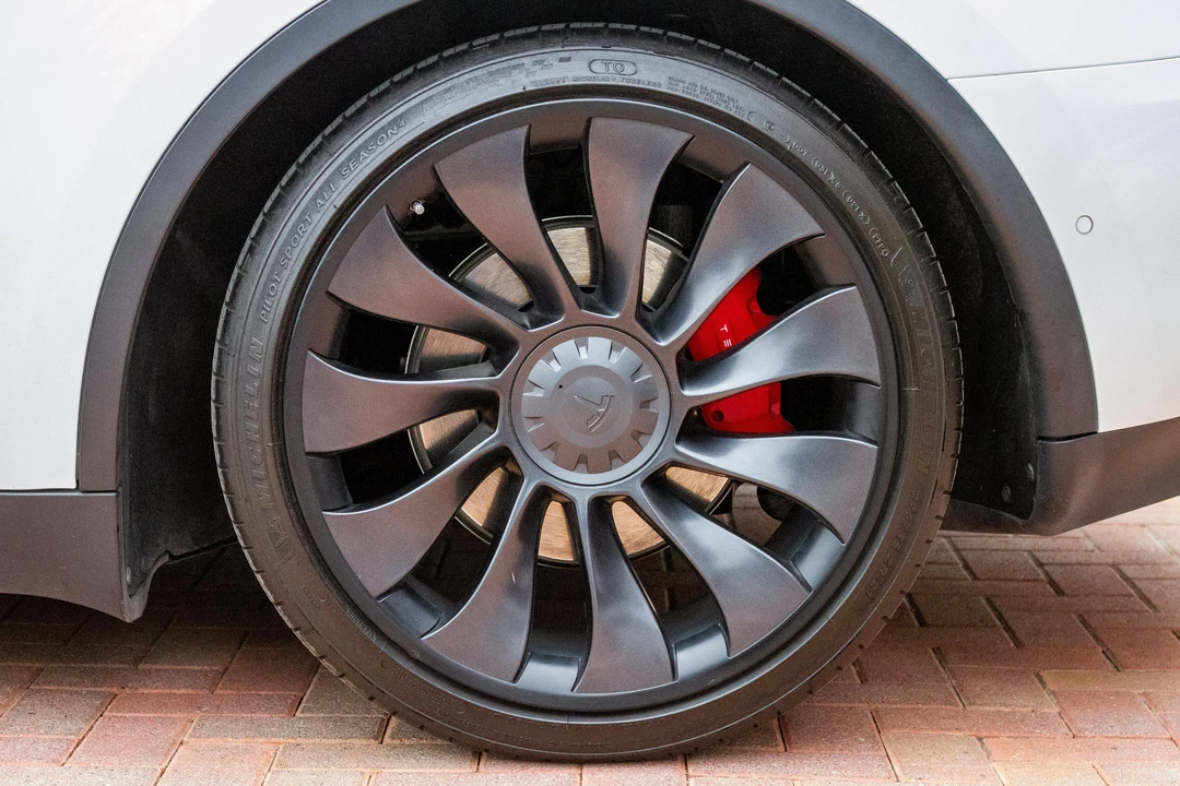 2022 Tesla Model Y Performance - Image 31 of 31