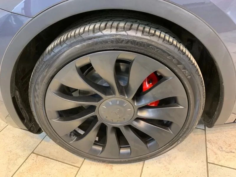 2022 Tesla Model Y Performance - Image 12 of 12