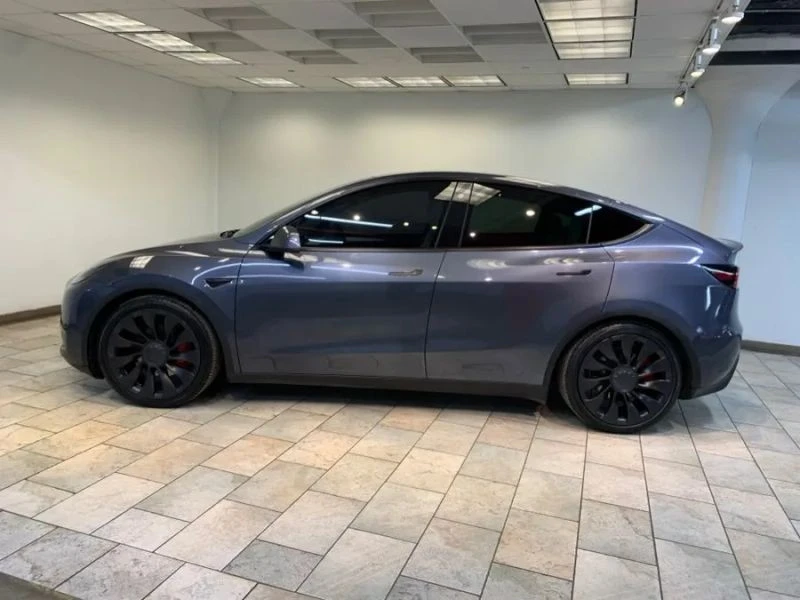 2022 Tesla Model Y Performance - Image 4 of 12