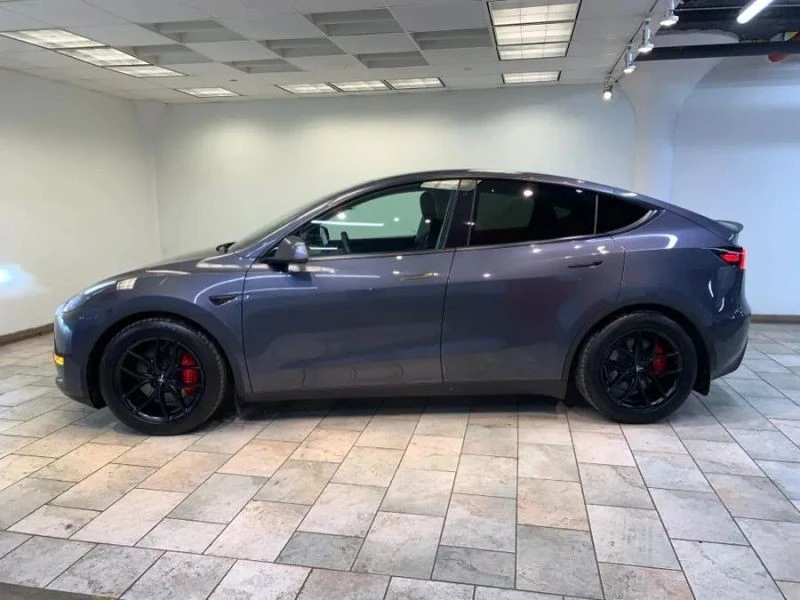 2022 Tesla Model Y Performance - Image 5 of 12