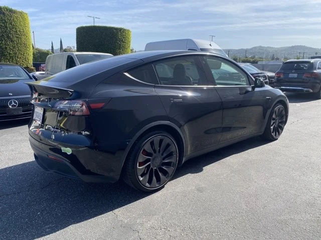 2022 Tesla Model Y Performance - Image 2 of 12