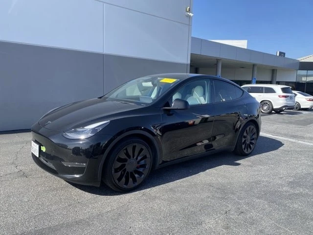 2022 Tesla Model Y Performance - Image 4 of 12