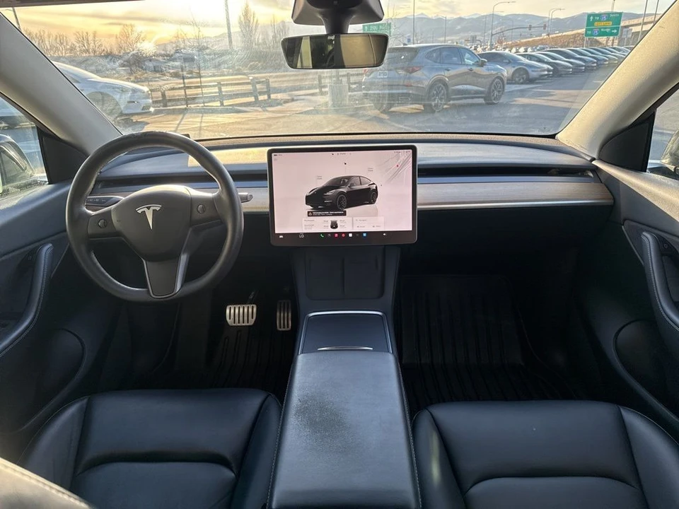 2022 Tesla Model Y Performance - Image 21 of 21