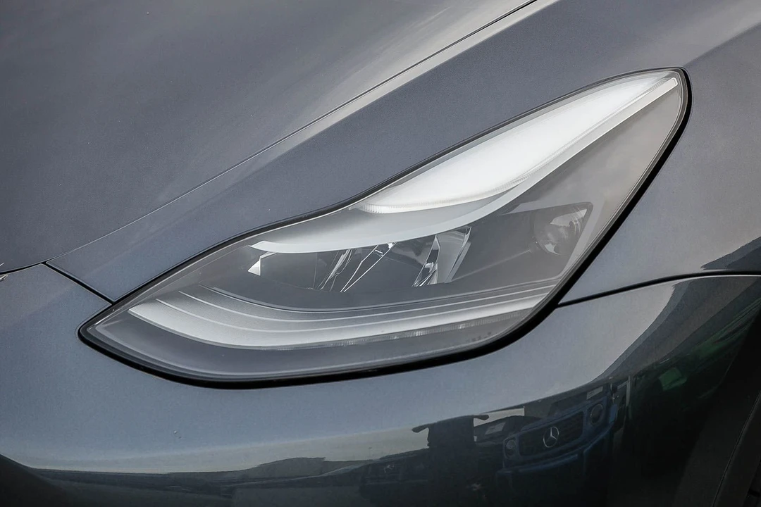 2022 Tesla Model Y Performance - Image 7 of 21