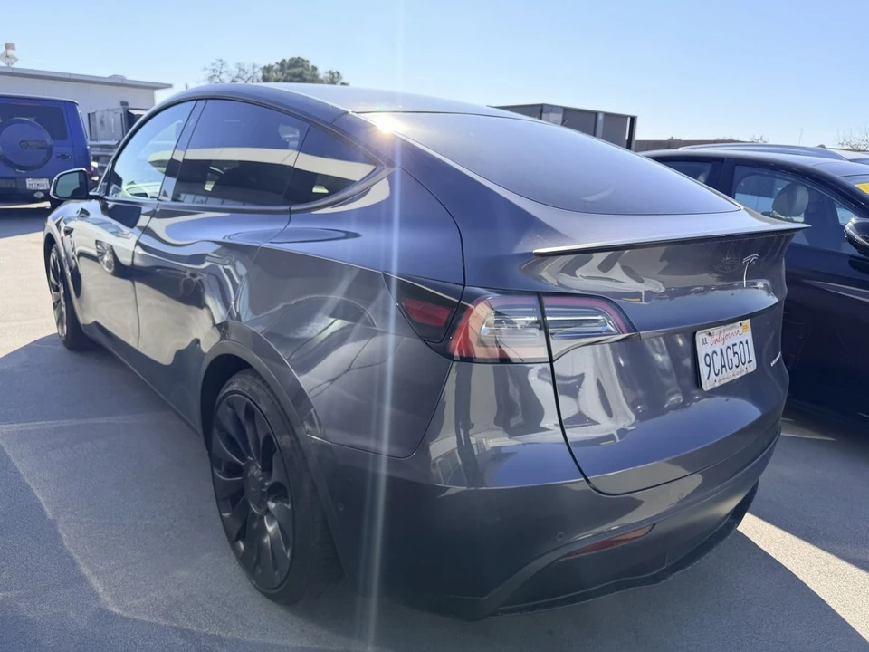 2022 Tesla Model Y Performance - Image 4 of 4