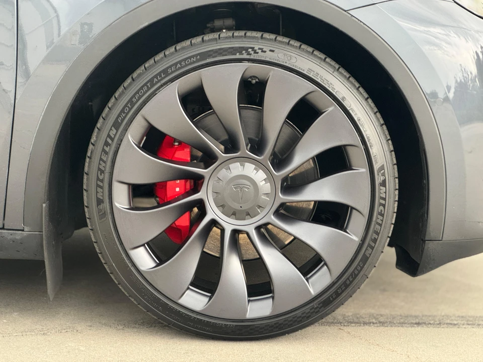 2022 Tesla Model Y Performance - Image 30 of 31
