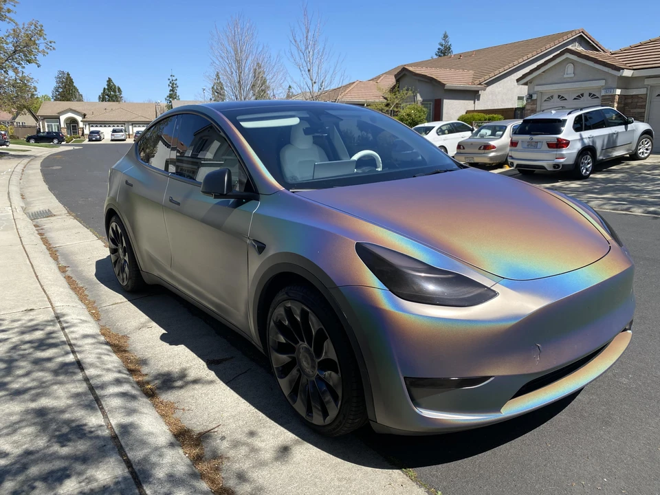 2022 Tesla Model Y Performance - Image 20 of 31