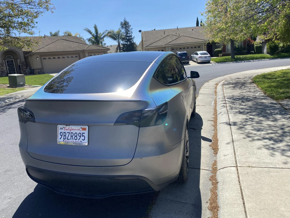 2022 Tesla Model Y Performance - Image 15 of 31