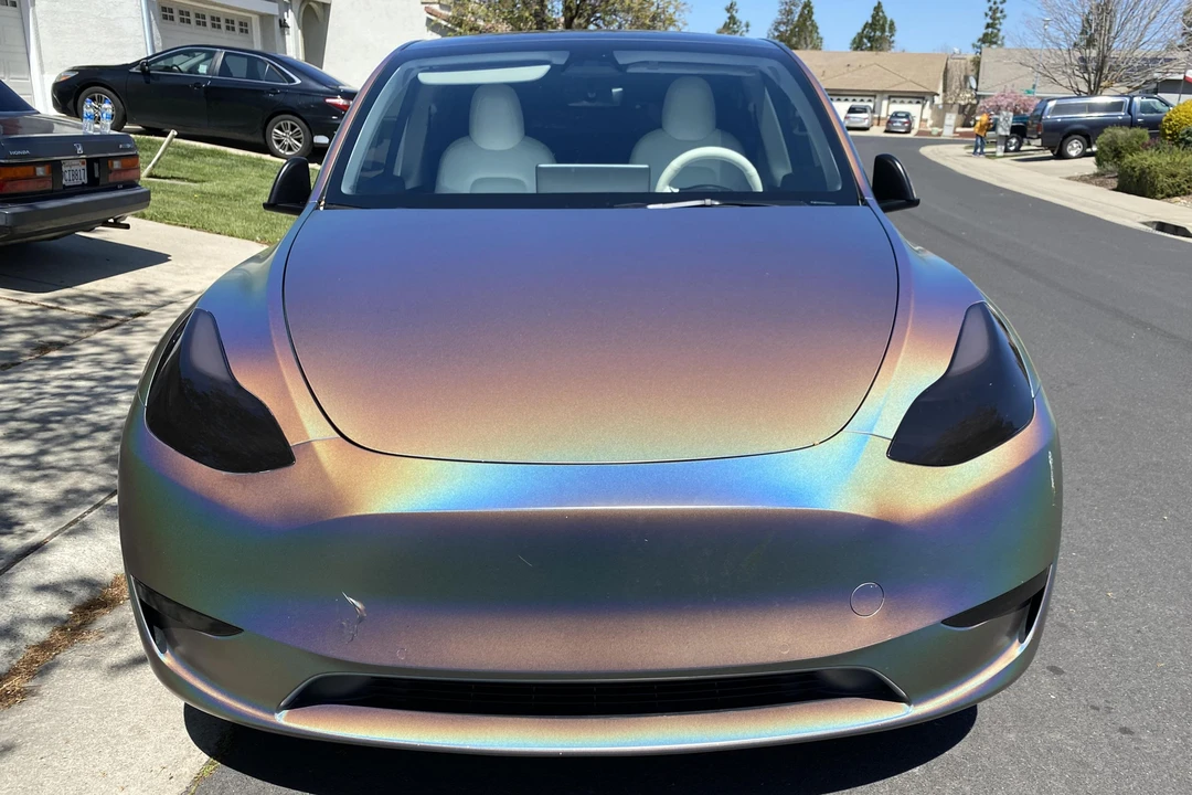 2022 Tesla Model Y Performance - Image 2 of 31