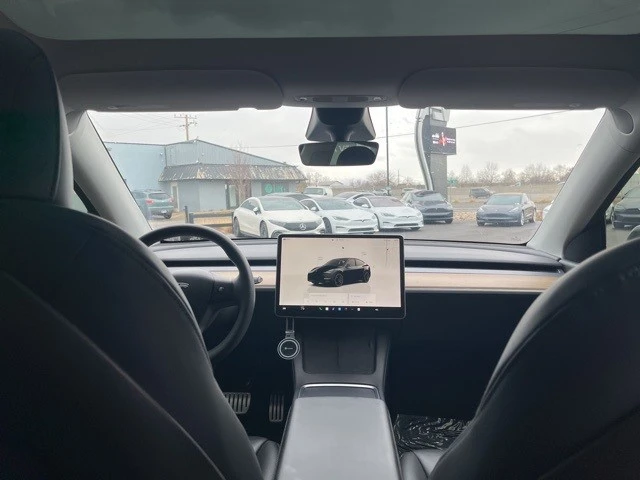 2022 Tesla Model Y Performance - Image 20 of 21