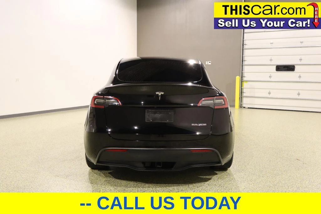 2022 Tesla Model Y Performance - Image 8 of 12