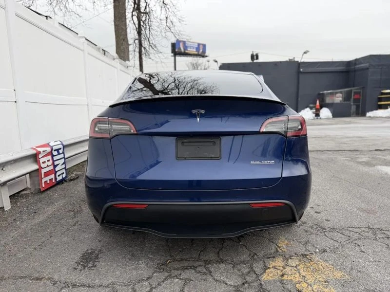 2022 Tesla Model Y Performance - Image 6 of 12
