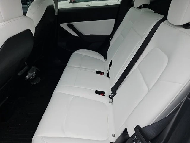 2022 Tesla Model Y Performance - Image 7 of 7